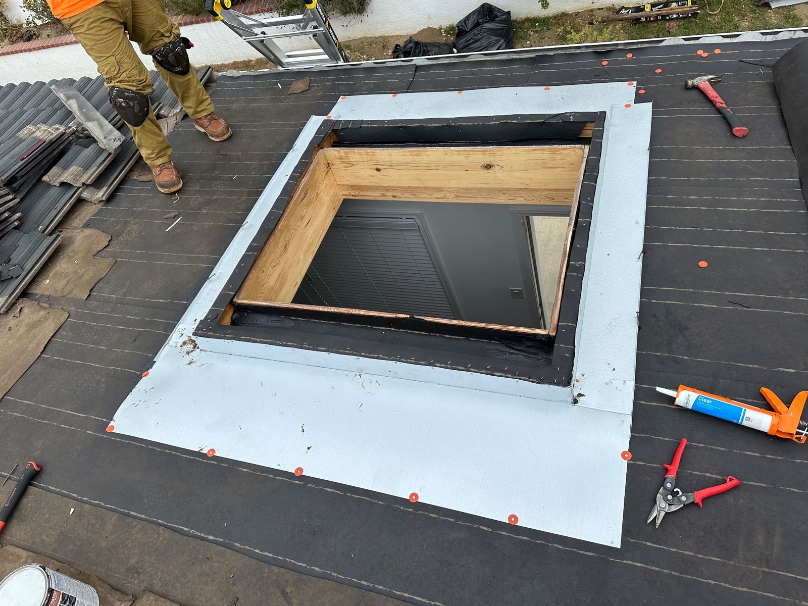 Skylight flashing
